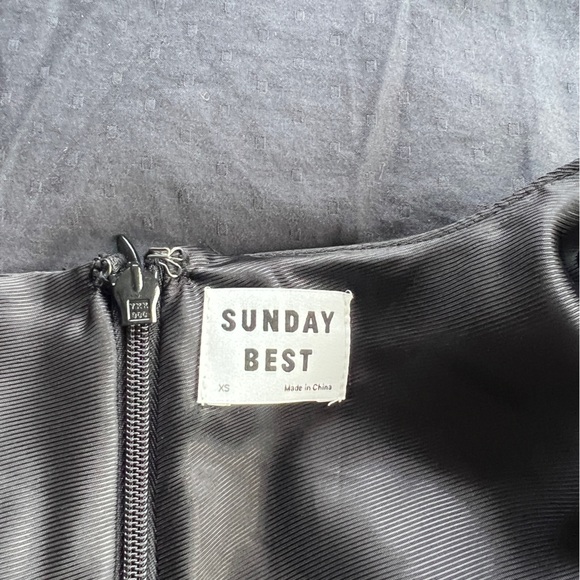 Aritzia Trish Dress, size xs - Picture 3 of 4